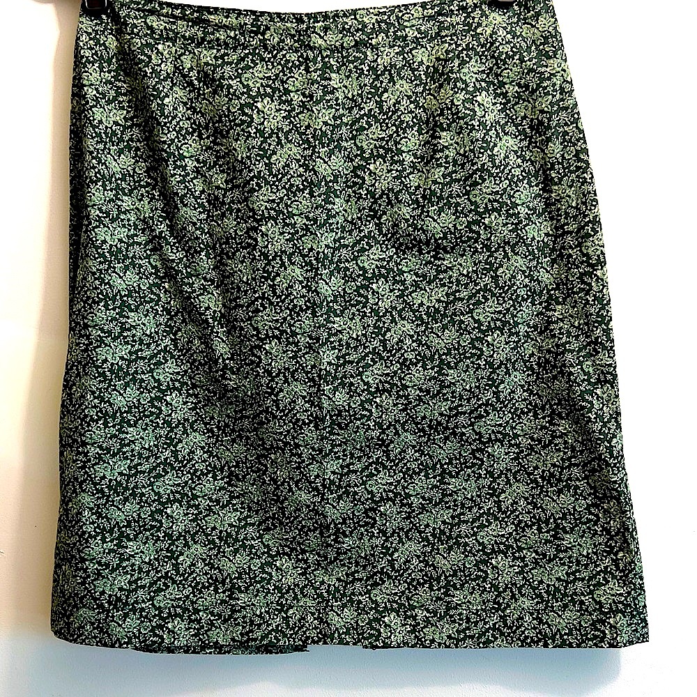 NWOT - Gap Skirt